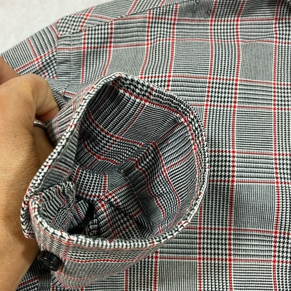 Tommy Hilfiger Plaid Shirt button Down shirt collared long sleeves  Frayed Top - Picture 7 of 9